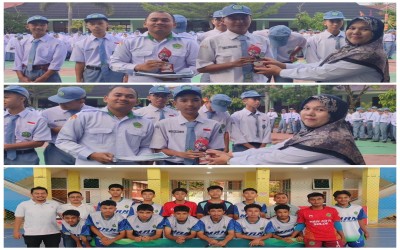 Penyerahan Piala Man of the Match Warnai Upacara Bendera di MAN Kota Solok